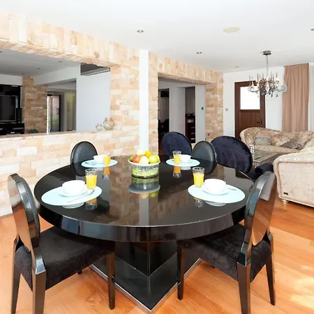 Cape Serenity Mansion Айя-Напа