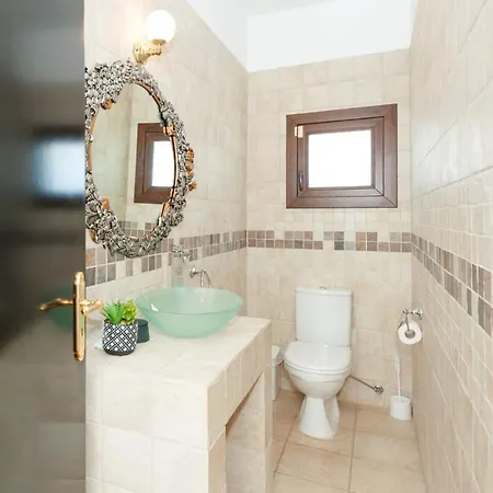 Cape Serenity Mansion Айя-Напа