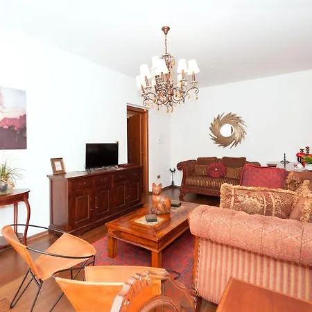 Cape Serenity Mansion *