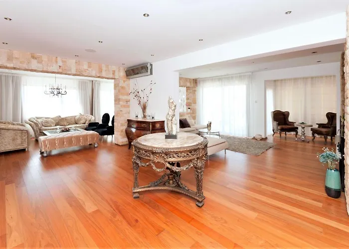 Cape Serenity Mansion