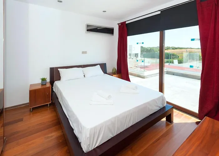 Cape Serenity Mansion Ayia Napa